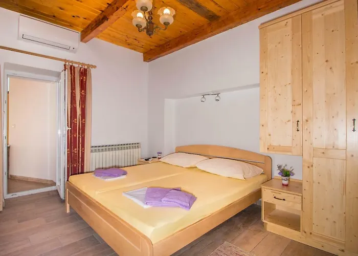 Apartament šare *