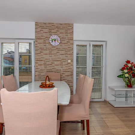 Apartman Sare