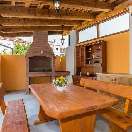 Apartment Sare Crikvenica