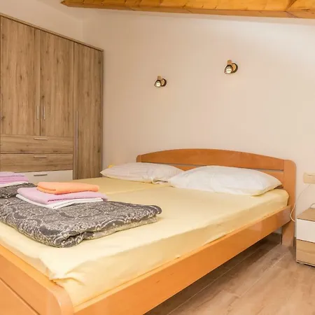 Apartment Sare Crikvenica